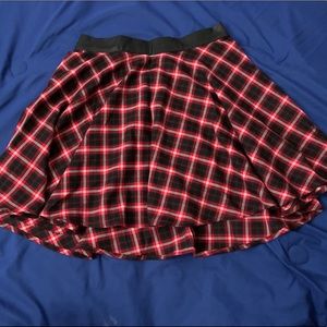 Forever 21 Red/Black/White Plaid Skirt